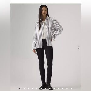 Levi’s 7/11 Skinny Jeans – Women’s Size 27